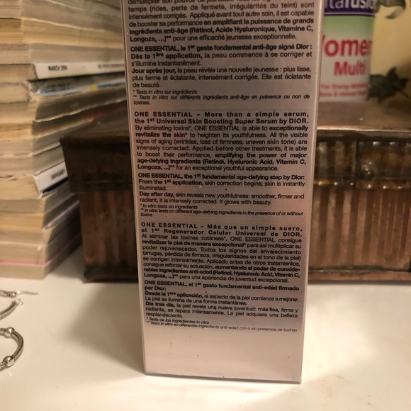 NWT Dior Capture Totale One Essential Super Serum - Picture 7 of 9